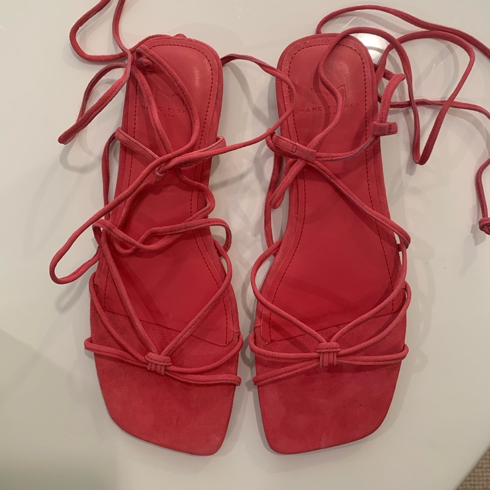 NIB Marc Fisher Strappy Sandals